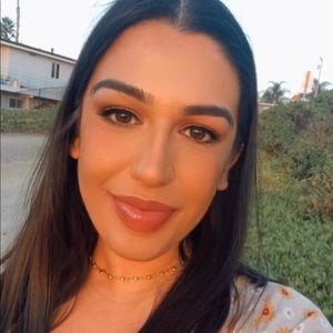 Meet your Posher, Farah